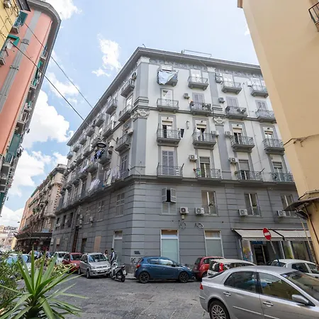 Relais Sole נאפולי